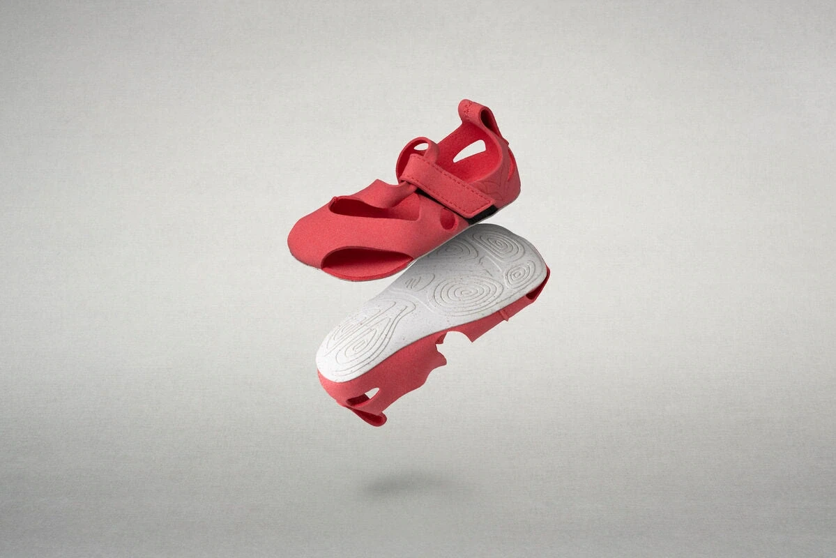 Босоногие сандалии Wildling Feder koralle для малышей — розовый, красный — фото 1 из 7